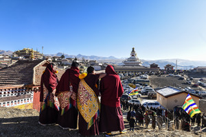 Budista tibetana del Pueblo Antiguo de Songpan