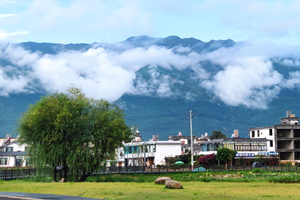 montañas alrededores del Lago Erhai