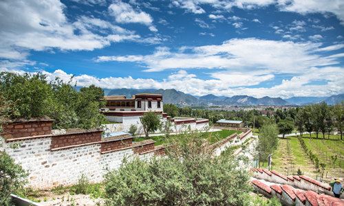 Monasterio Sera