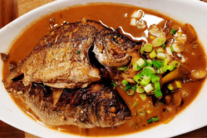 Pescado estofado