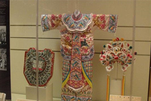 Costumi dell'Opera Cantonese