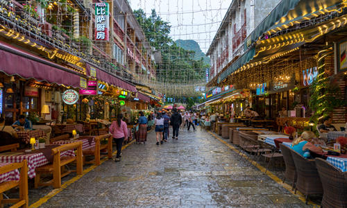 Strada dell’Ovest di Yangshuo