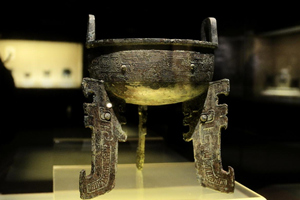 Ding nel Museo di Shanghai