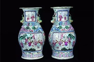Vasi di porcellana