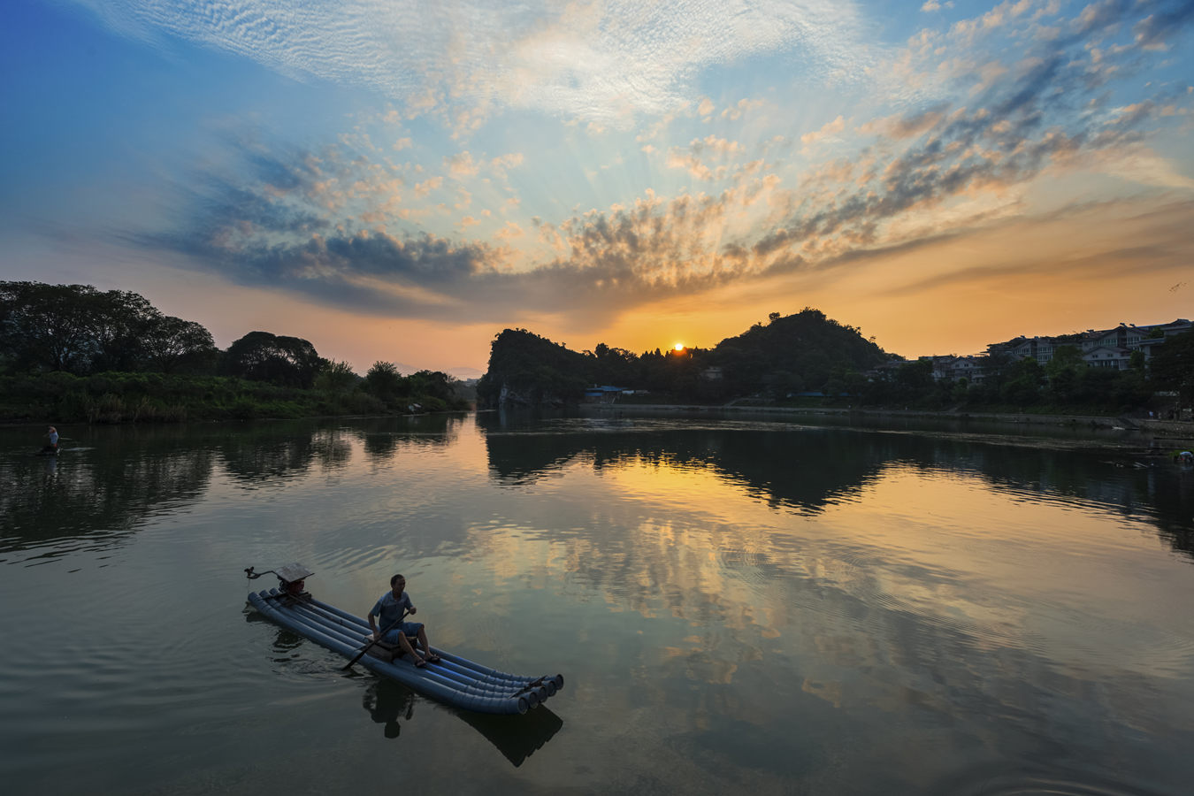 Viaggio a Hong Kong e Guilin con Visita ai Panda Giganti