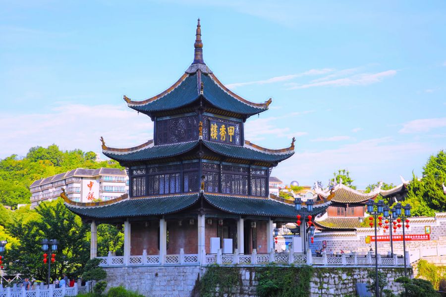 Viaggio Approfondito di Guizhou e delle Risaie a Terrazze Cinesi